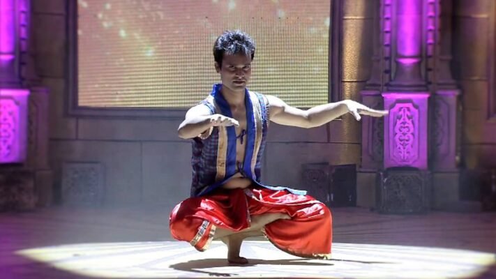 ghoomar dancer